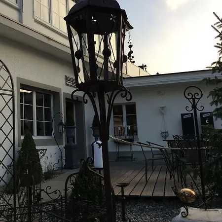 Landcafe Mit Mini * Burgdorf