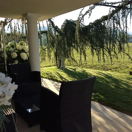 Landcafe Mit Mini Bed & Breakfast