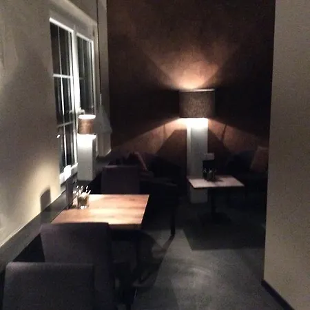Landcafe Mit Mini Bed & Breakfast