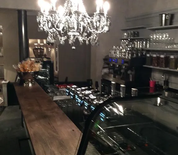 Aebis Bed & Breakfast 4*