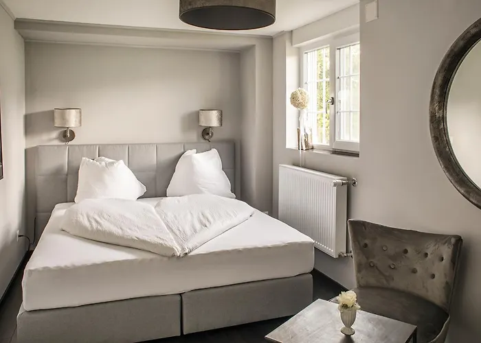 Aebis Bed & Breakfast 4*