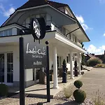 Aebis 4*
