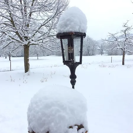 Aebis לינה וארוחת בוקר בורגדורף