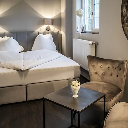 Aebis 4* בורגדורף