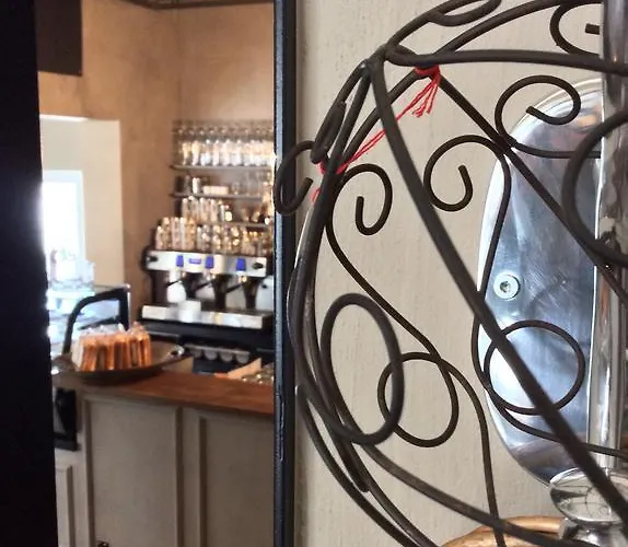 فندق مبيت وإفطار Aebis 4*